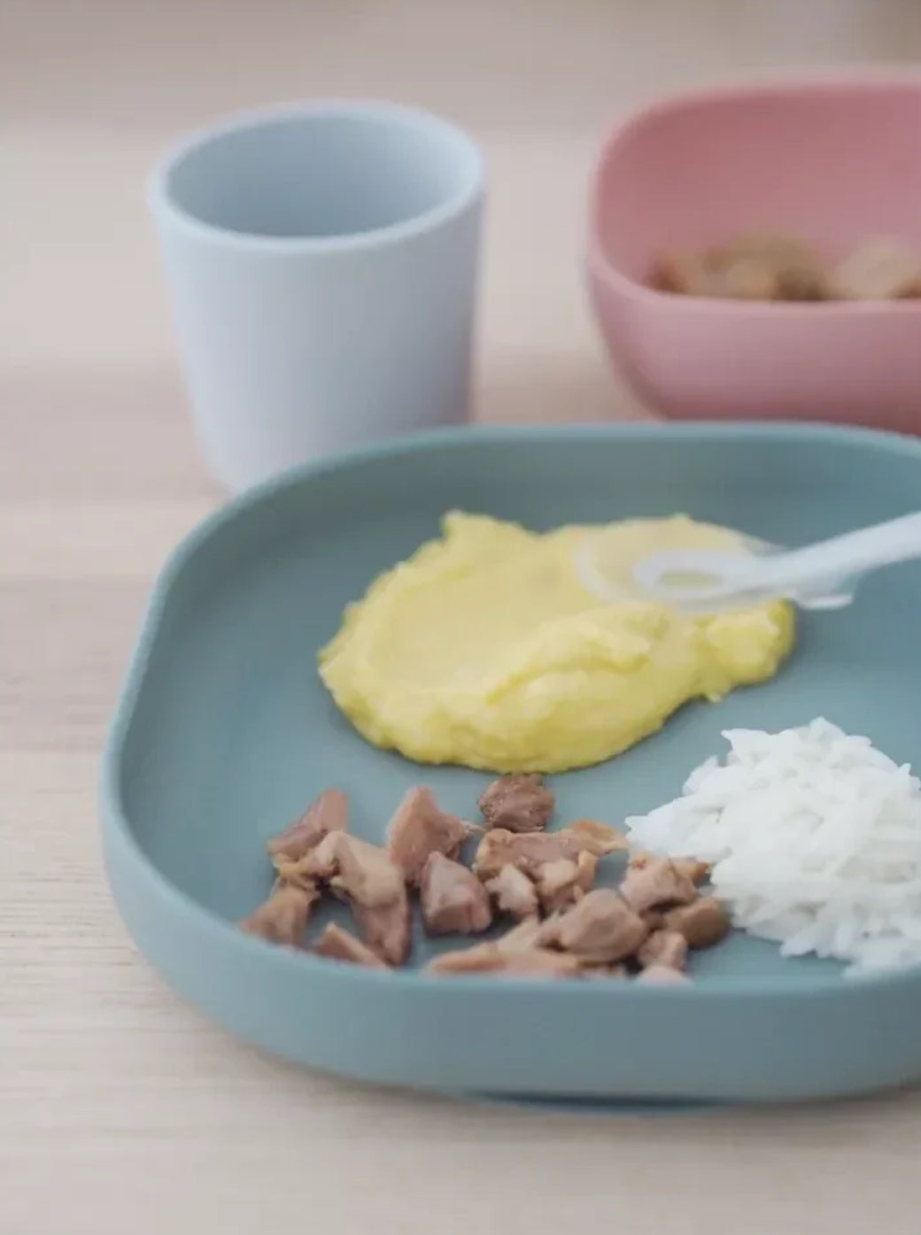 Coffret repas silicone 4 pièces BEABA - GRIS/ ROSE BB Cigogne