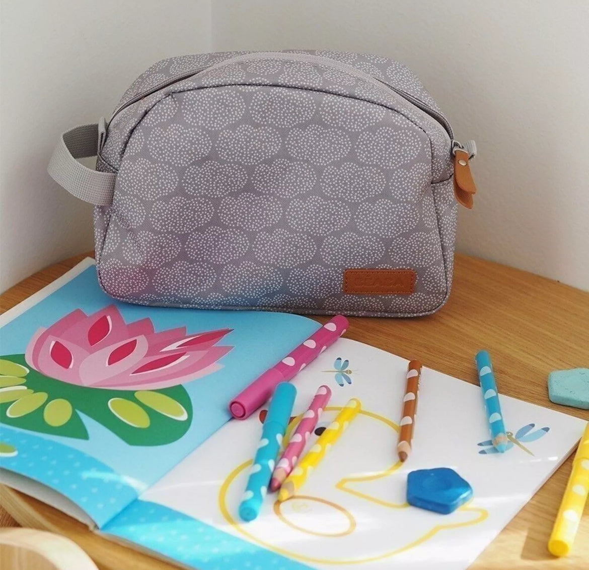 BEABA, Trousse de toilette - TINY DOTS BB Cigogne