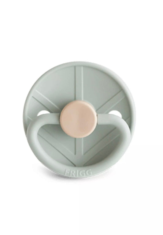 Sucette FRIGG Little Viking(Taille 0/6mois) - VERT SAUGE BB Cigogne