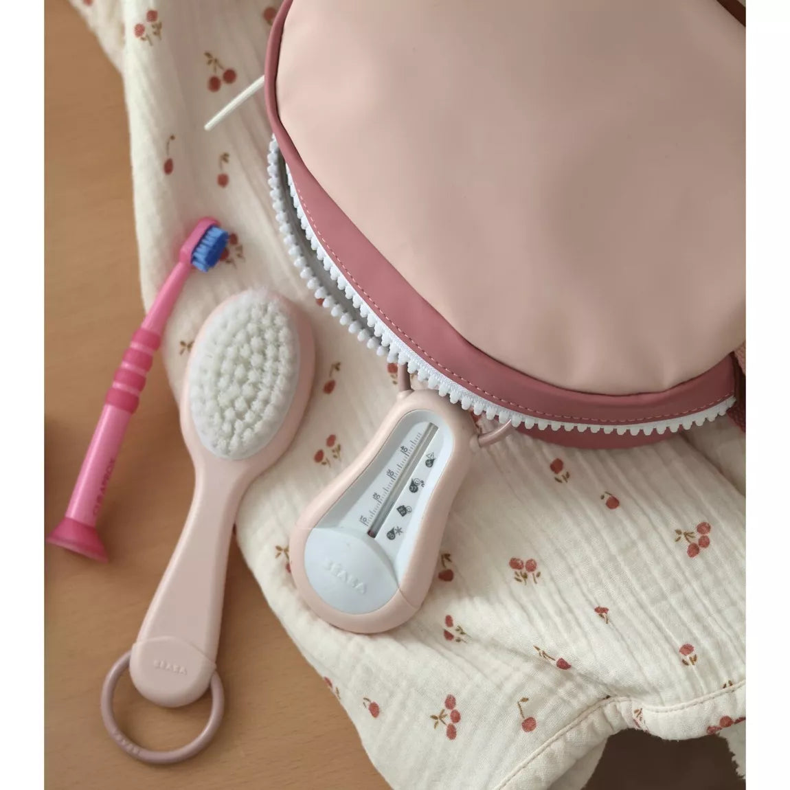 BEABA , Trousse de toilette Faro- DUSTY ROSE
