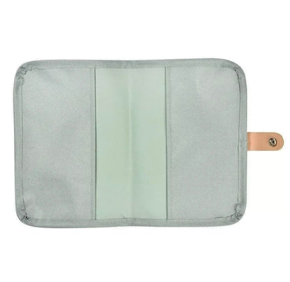 BEABA, Protège carnet de santé - VERT SAUGE BB Cigogne