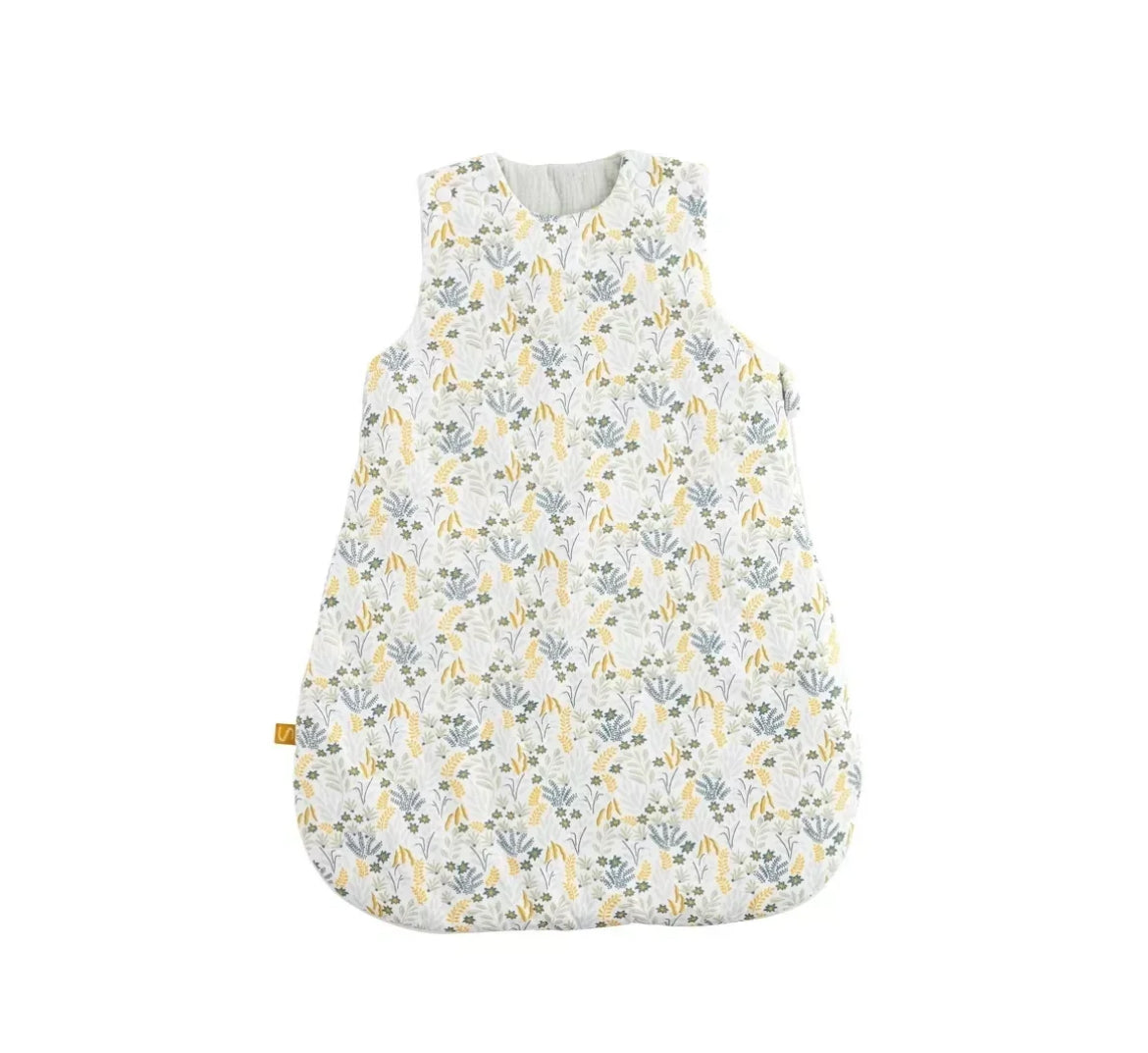 Gigoteuse naissance motif végétal - PROMENONS NOUS BB Cigogne