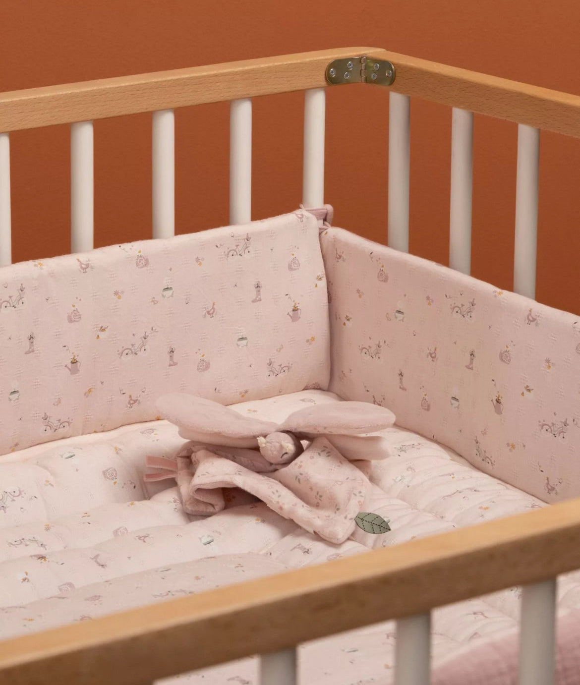 Parc carré Gaby blanc + tapis rose COMBELLE